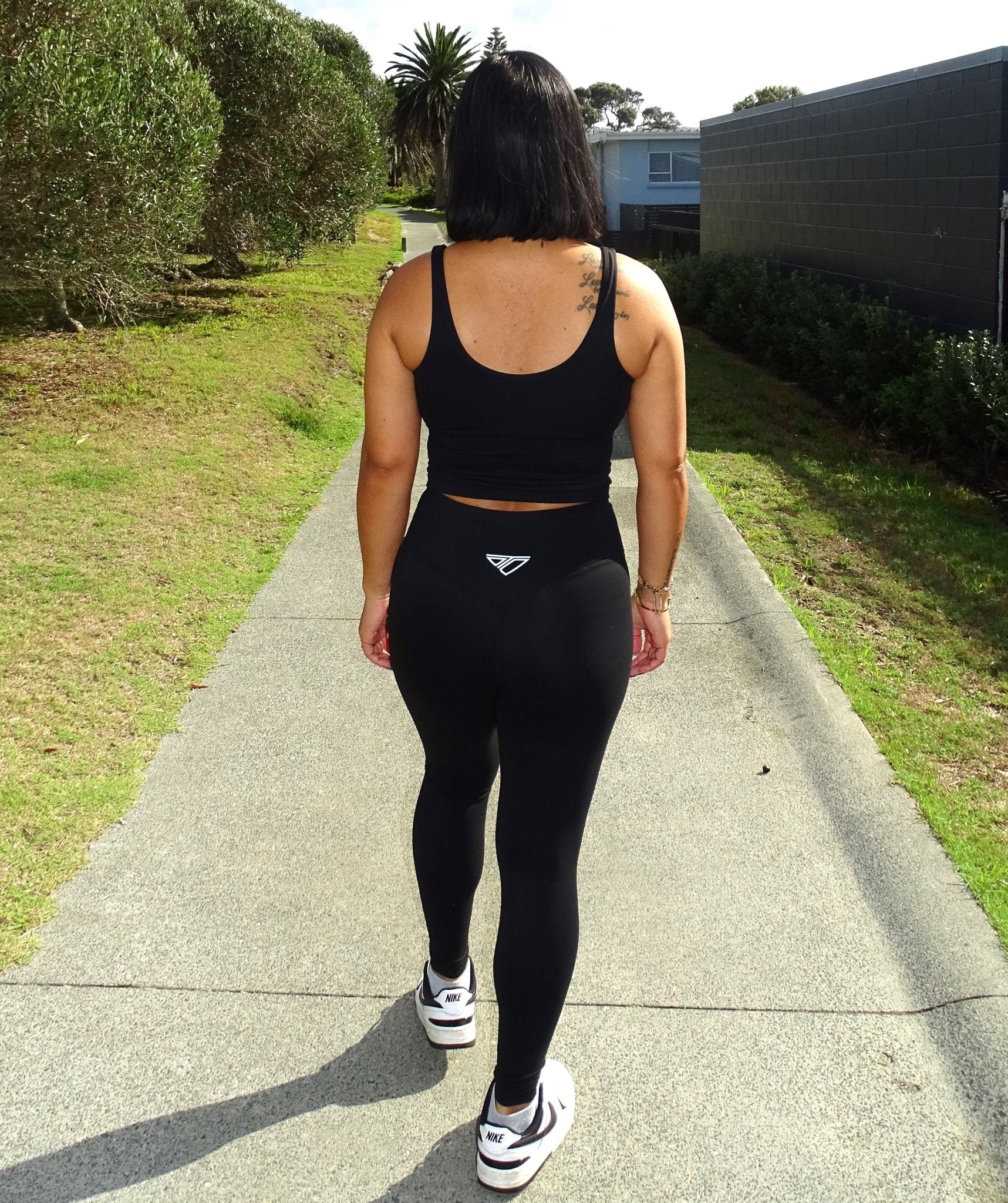 Women's Active Seamless Leggings | Black - Dawn Through Dusk